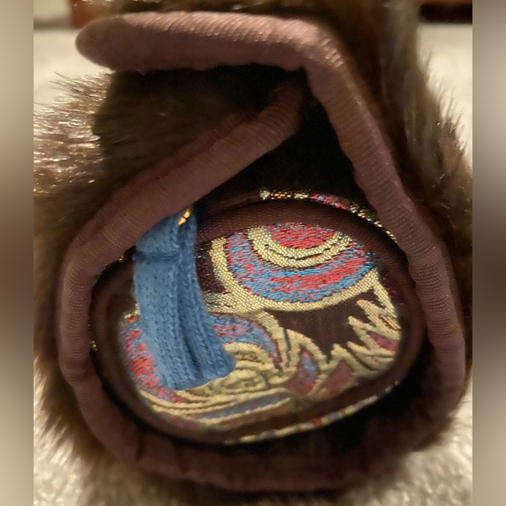 Nwt- Stephanie Johnson- Faux Fur Cosmetic Bag - Picture 2 of 7